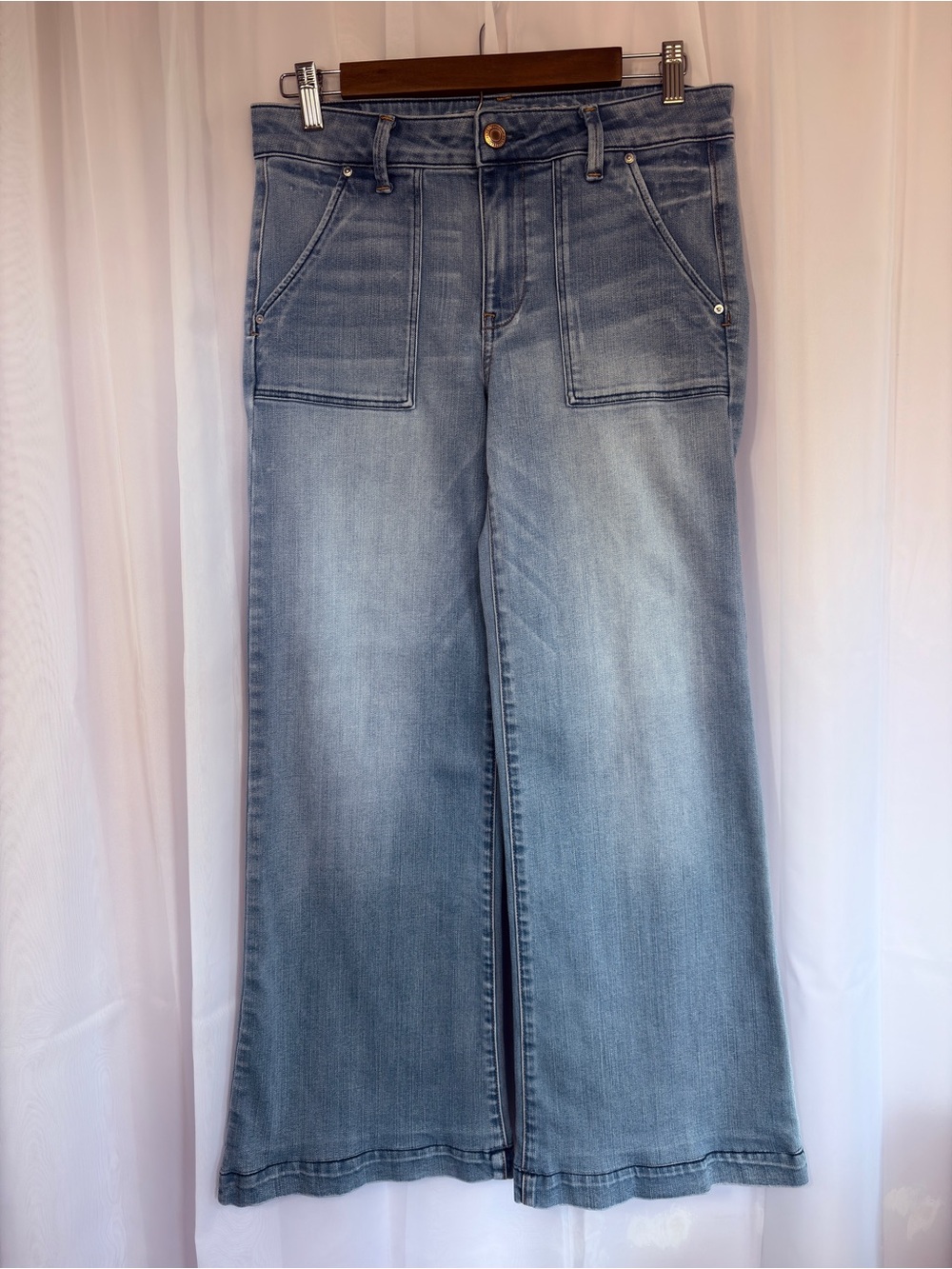 American Eagle Super Stretch A-Line Patch Pocket Utility Jeans Flare